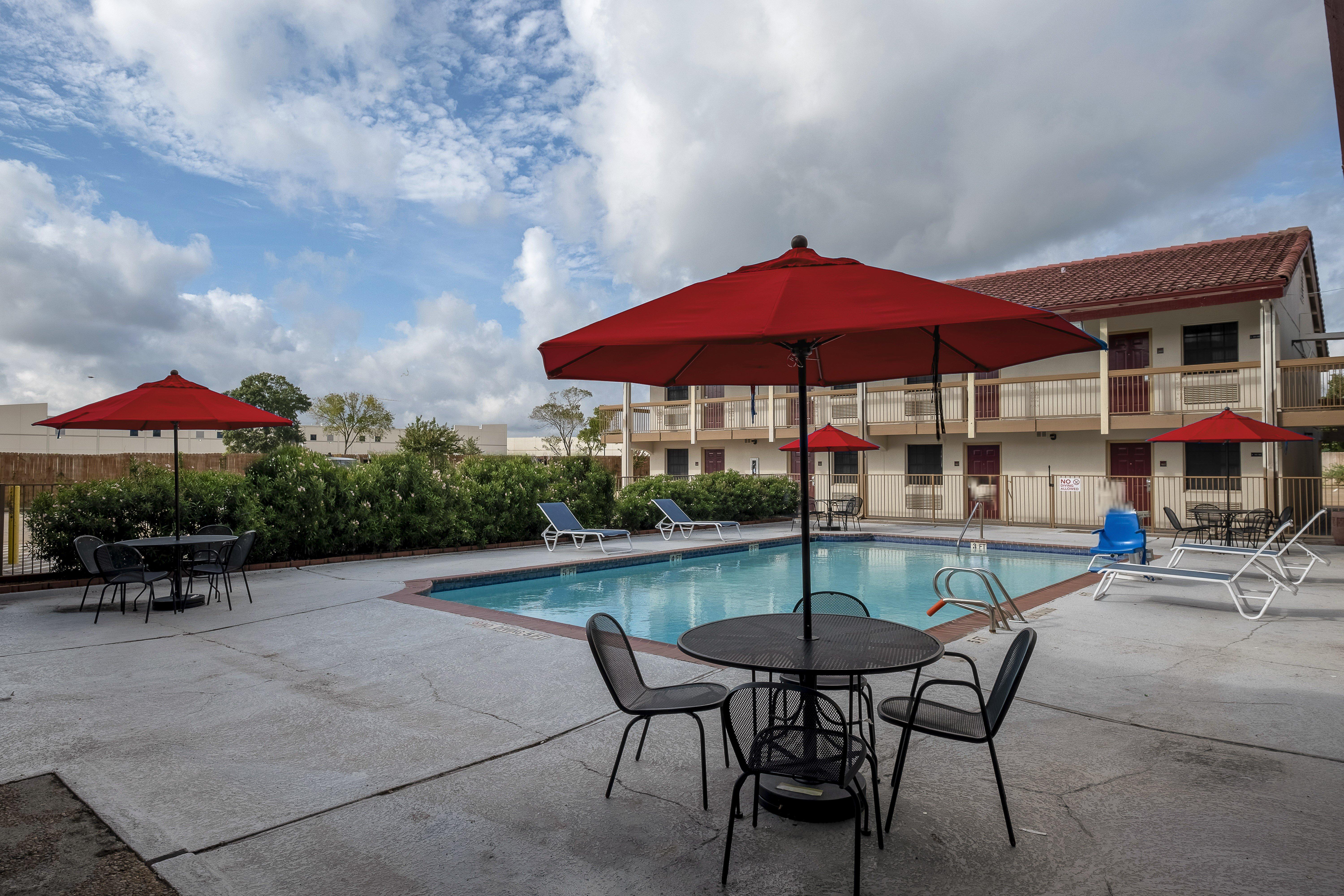 Red Roof Inn Houston North - Fm1960 & I-45 Westfield Dış mekan fotoğraf