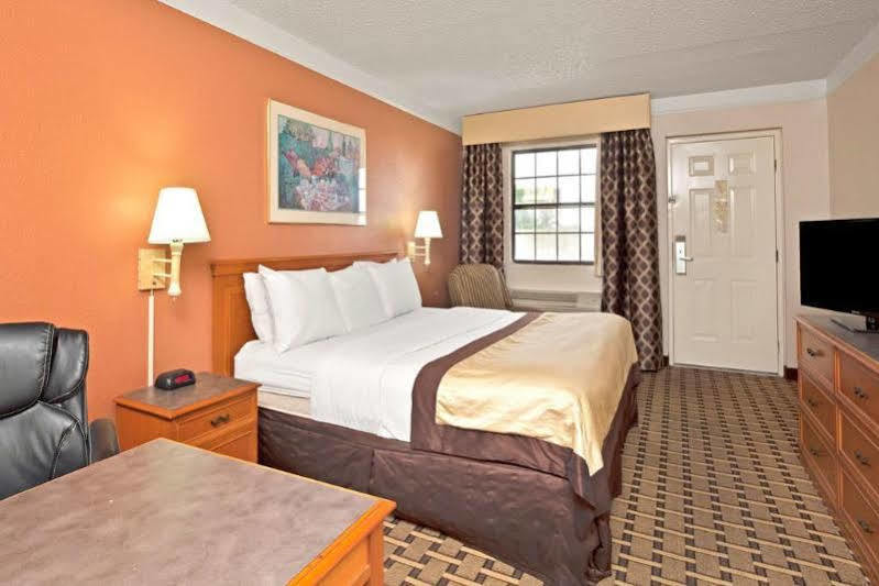 Red Roof Inn Houston North - Fm1960 & I-45 Westfield Dış mekan fotoğraf